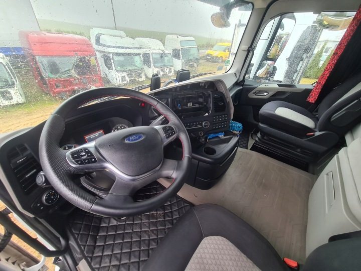 КАБИНА В СБОРЕ FORD F-MAX 500 TRUCKS EURO 6, фото 8