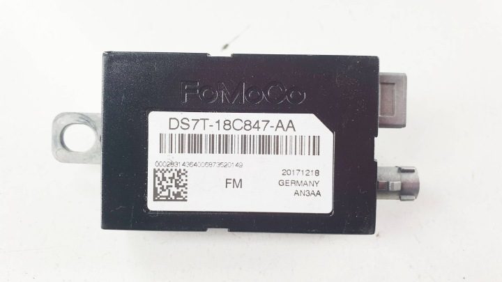 Ford Mondeo Vignale MK5 18 г. Блок управления антенны усилитель DS7T18C847AA, фото 1