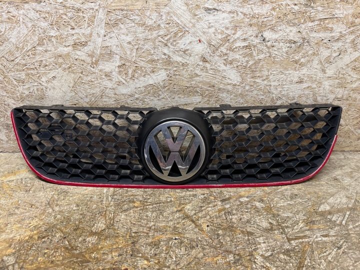 Решетка радиатора ХРОМ Значок VW Polo GTI 9N РЕСТАЙЛИНГ 05-09r EU ОРИГИНАЛ, фото 1