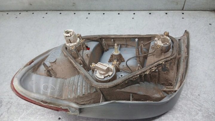 Фонарь левый задний Toyota Yaris I 1.0B, фото 9