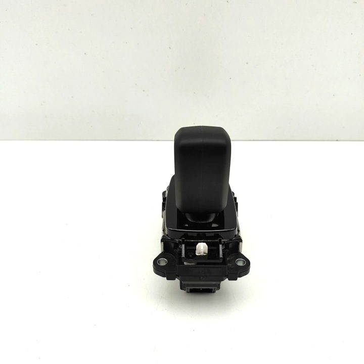 Ручка переключения передач Volvo XC60 II (246) 32335745 33448113 2.0L 145 квт 2023, фото 4