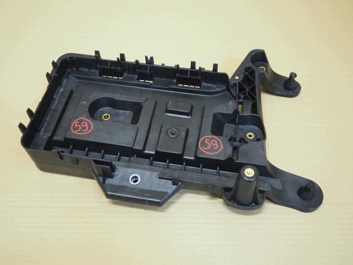 Корпус площадка аккумулятора VW Audi Seat Skoda 1K0915333H, фото 1