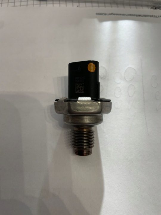 NAVARA D23 X-КЛАСС MASTER 2.3 DCI 19 г. YS23 датчик топлива 810PP06-02, фото 1