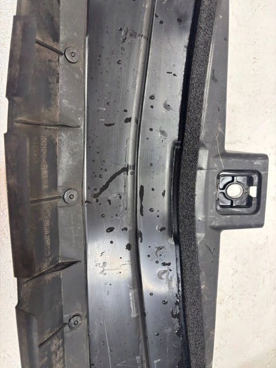 Mazda OE KB8A-50516 воздуховод, фото 10