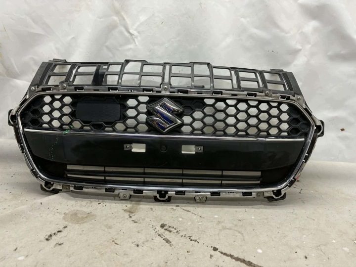 РЕШЕТКА РАДИАТОРА SUZUKI SWIFT MK8., фото 1