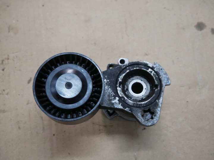 BMW E90 E60 E70 E83 E85 E87 E91 E92 E93 N52 N53 НАТЯЖИТЕЛЬ РЕМНЯ 7530314, фото 1