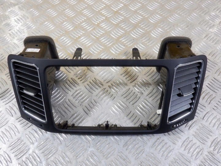 VW SHARAN РАМКА ДЕФЛЕКТОР ОБДУВА СРЕДНИЙ 7N0858069D, фото 2