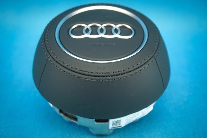 Подушка безопасности водителя Audi TT RS 8S 8S0880201BB, фото 2