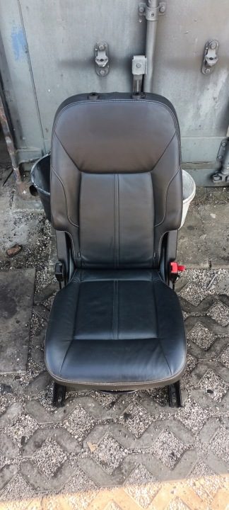 В ХОРОШЕМ СОСТОЯНИИ СИДЕНЬЯ ЗАДНИЕ 2 РЯД КОЖА ЧЕРНАЯ СТРОЧКА S-MAX MK1 GALAXY MK3 РЕСТАЙЛИНГ 2013 г., фото 1