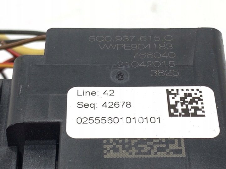 БЛОК ПРЕДОХРАНИТЕЛЕЙ VW GOLF VII 5Q0937615C Универсал 2.0 150 л.с. МОДУЛЬ, фото 3