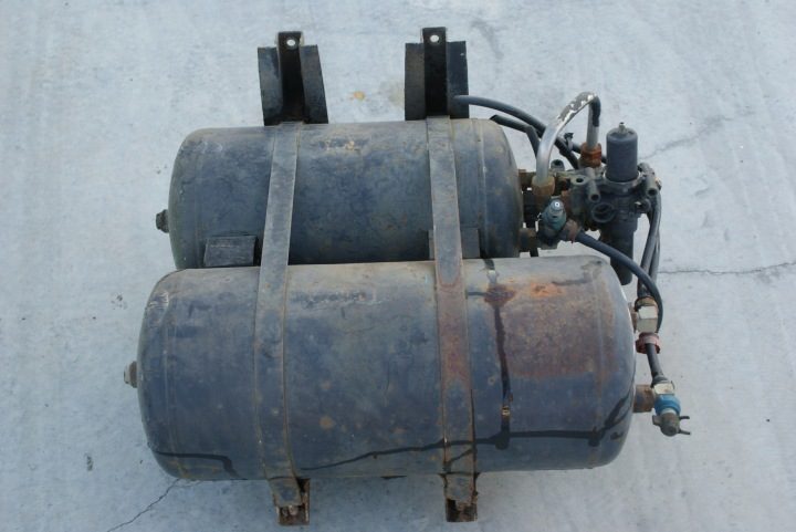 Ресивер с клапаном rozdzielaczem MAN 8-150, L2000, фото 2