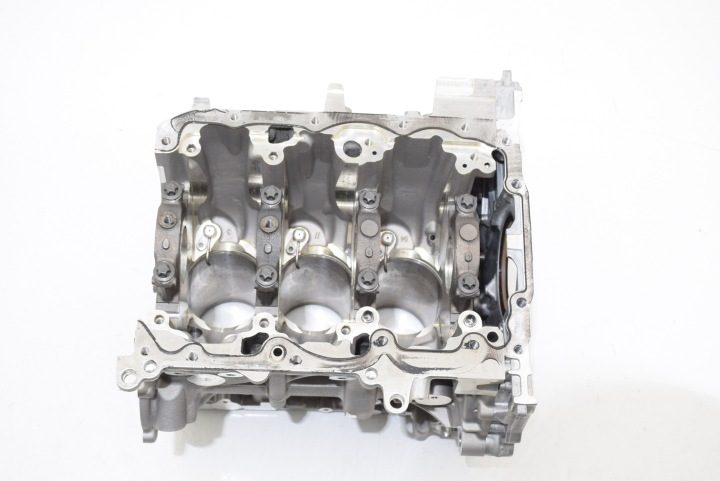 BMW F40 F44 F45 F46 F48 F39 БЛОК ЦИЛИНДРОВ B38A15F - B38B / B38C, фото 7