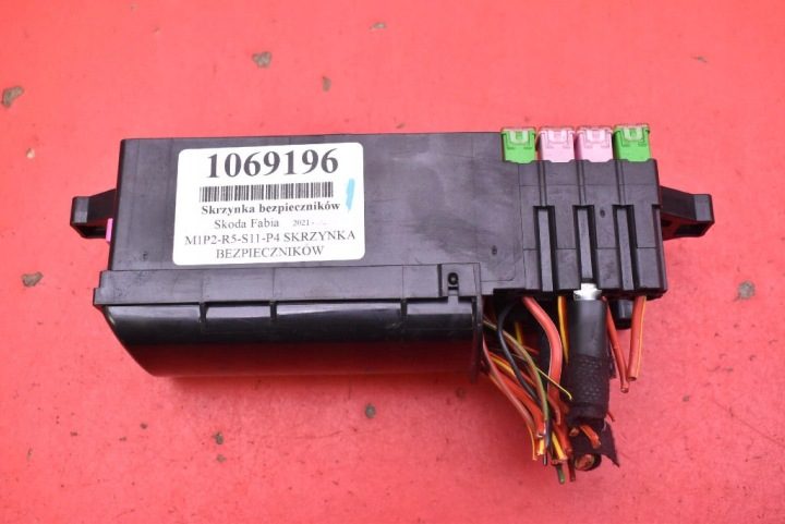 Блок предохранителей 6C0937615A Skoda Fabia 3 III 1.0 MPI 60 л.с. рестайлинг 21-, фото 1