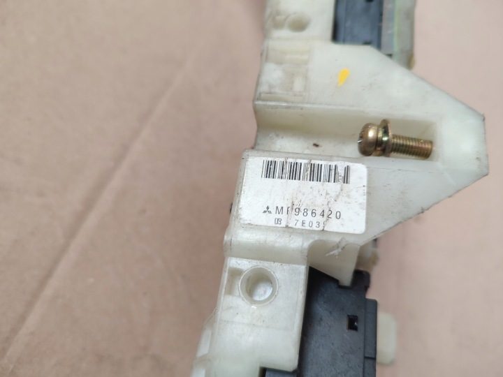 Паук подрулевой переключатель Mitsubishi OE MR986420, фото 7