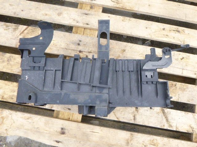 Opel Astra J IV 09 г.- основание кожух аккумулятора 13354420, фото 3