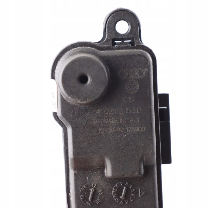 Audi A1 8X Моторчик Привод Лючка Горловины бензобака 4L0862153D, фото 6