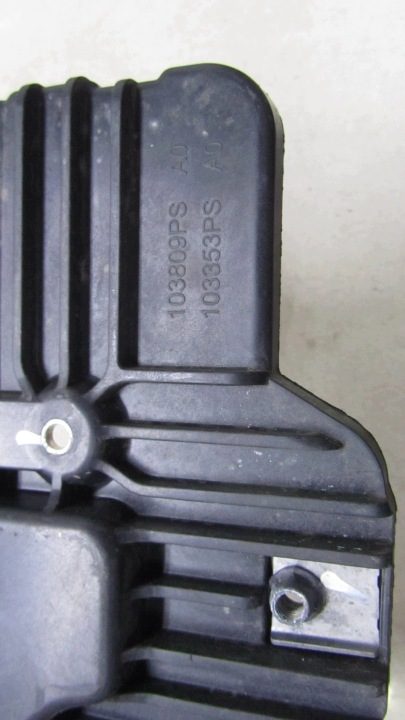 Площадка аккумулятора Suzuki Vitara III 72521-61M10, фото 6