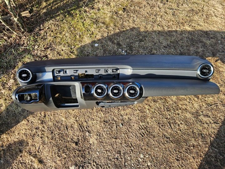 ОРИГИНАЛЬНАЯ КОНСОЛЬ ТОРПЕДО MERCEDES W118 AMG W177 CLA A белое строчка, фото 1
