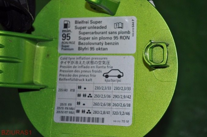 Лючок горловины бензобака VW Scirocco рестайлинг г. 1K8809857C, фото 8