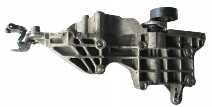 Крепление кронштейн генератора VW Passat B6 1.6 TDI CAY 2005-2010ROK 03L903139D, фото 3