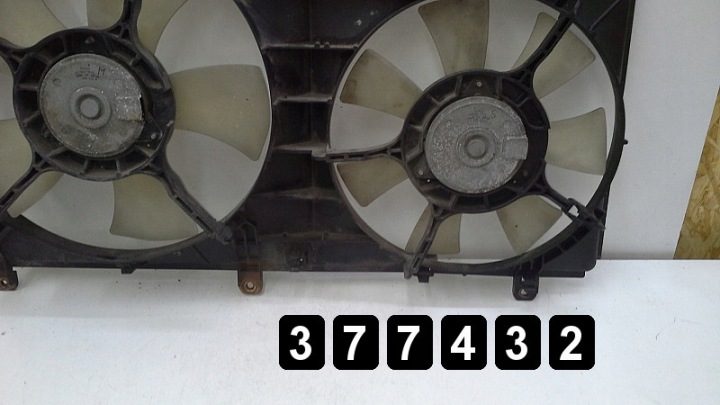2006 Mitsubishi Grandis Вентилятор радиатора с dyfuzorem # 2000 1680007971, фото 2