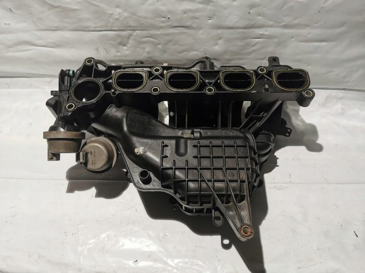 Впускной коллектор Volvo Ford 1.8 бензин 4M5C-9424-FP, фото 5