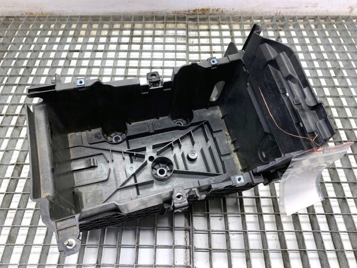 Площадка аккумулятора Renault Trafic III 244465684R 2.0 170 л.с. кронштейн, фото 2