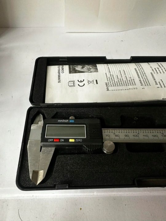 ШТАНГЕНЦИРКУЛЬ CYFROWA ЭЛЕКТРОННЫЙ С TWORZYWA SZTUCZNEGO 0-150mm MAR-POL, фото 3