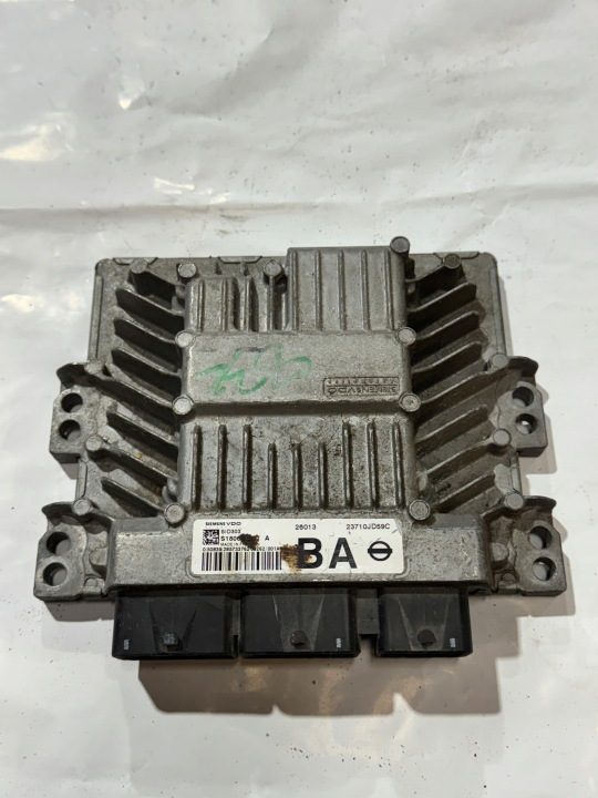 ЭБУ двигателя Nissan Qashqai I J10 23710-JD59C, фото 1