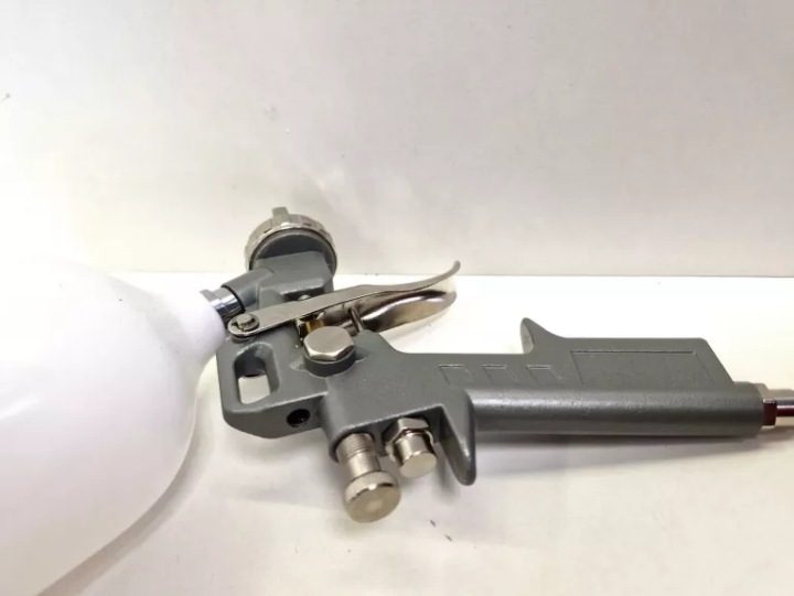 GEKO Пистолет покрасочный 0,5l 1,5 мм Geko G01107, фото 6