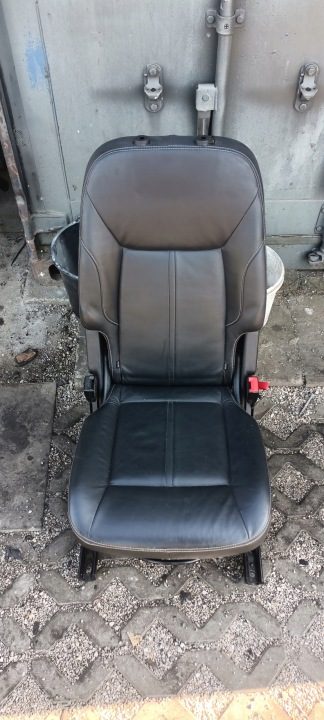 В ХОРОШЕМ СОСТОЯНИИ СИДЕНЬЯ ЗАДНИЕ 2 РЯД КОЖА ЧЕРНАЯ СТРОЧКА S-MAX MK1 GALAXY MK3 РЕСТАЙЛИНГ 2013 г., фото 2