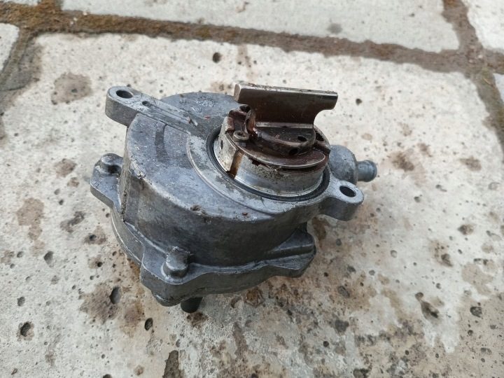BMW E65 7er N62 насос вакуумный 7525075, фото 3