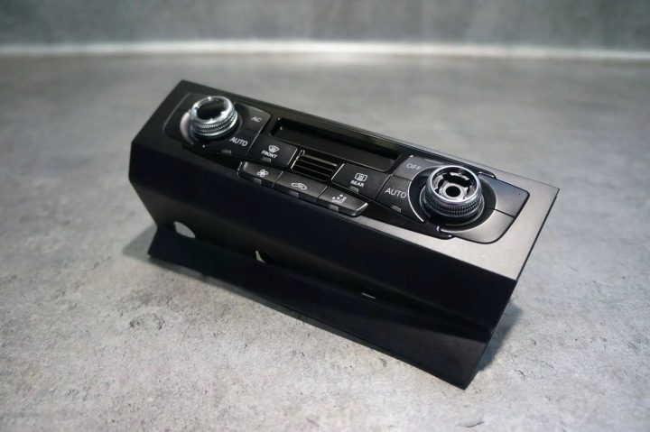 БЛОК УПРАВЛЕНИЯ ПЕЧКОЙ КОНДИЦИОНЕРА AUDI A5 8T 8K2820043AC, фото 1