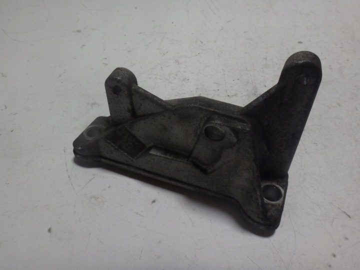 КРОНШТЕЙН ТНВД ТОПЛИВА BMW E90 F07 F10 F01 E70 3.0 дизель N57, фото 4