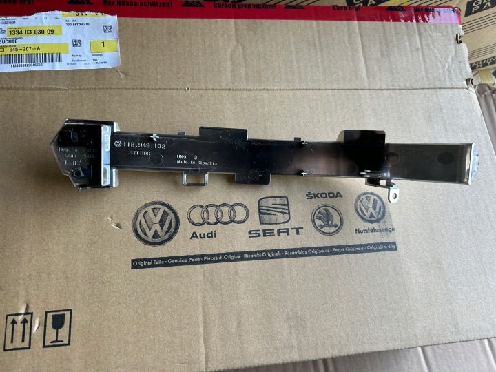 SKODA ENYAQ VW ID4 ПОВОРОТНИК В ЗЕРКАЛО ПРАВОЕ LED ОРИГИНАЛ 11B949102, фото 8