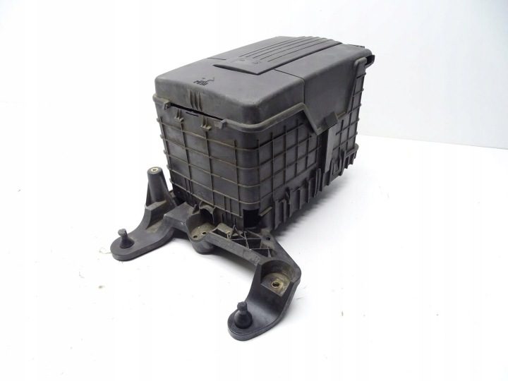 Основание кожух аккумулятора 1K0915325B VW Tiguan 5N Passat B7 Scirocco, фото 2