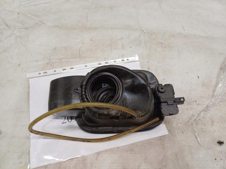 Моторчик лючка горловины бензобака SKODA OCTAVIA III (5E3) 5E0809702B 1.4L, фото 2