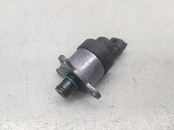КЛАПАН РЕГУЛИРОВКИ РЕГУЛЯТОР ДАВЛЕНИЯ ТОПЛИВА BOSCH MAN RENAULT DCI 0928400705, фото 1