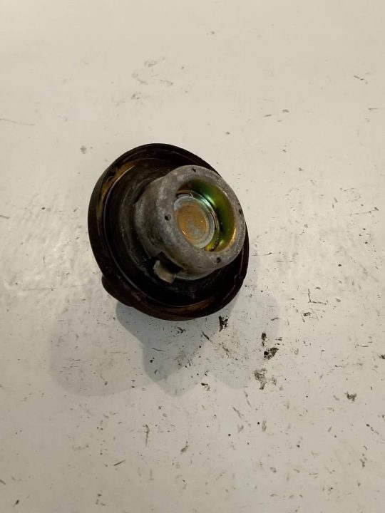 Крышка горловины бензобака BMW 3 E36 16111184668, фото 2