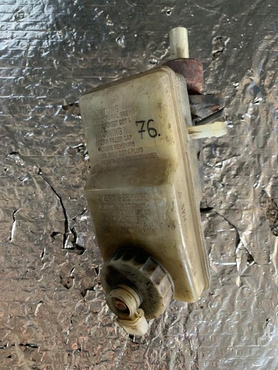 VW T4 НАСОС БАЧОК ТОРМОЗНОЙ ЖИДКОСТИ 701611303C, фото 2