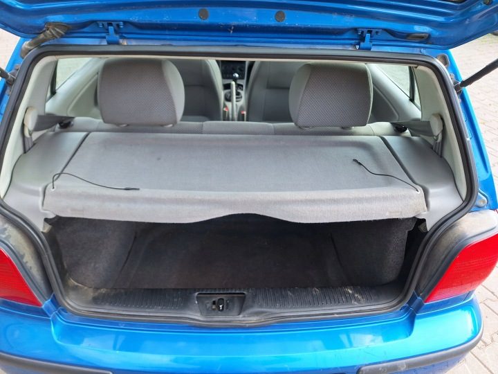 Volkswagen Polo 3 III 6N 6N2 6NB РЕСТАЙЛИНГ 99-01 ЗАДНЯЯ ПОЛКА БАГАЖНИКА, фото 1