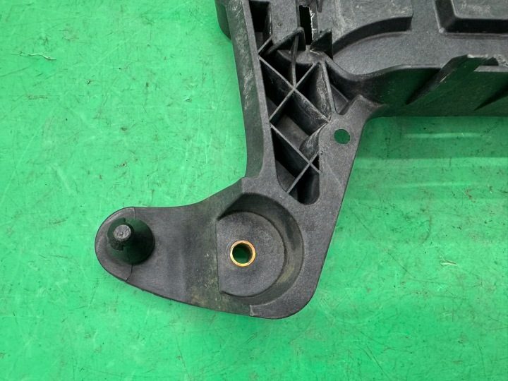 Основание кожух аккумулятора 1K0915333C Skoda Octavia II 2 04-, фото 2