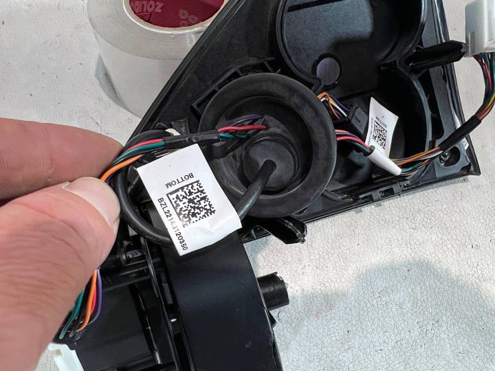 ЛЮЧОК ПОРТА ЗАРЯДКИ TESLA 3 Y 1505514-00 ОРИГИНАЛ, фото 6