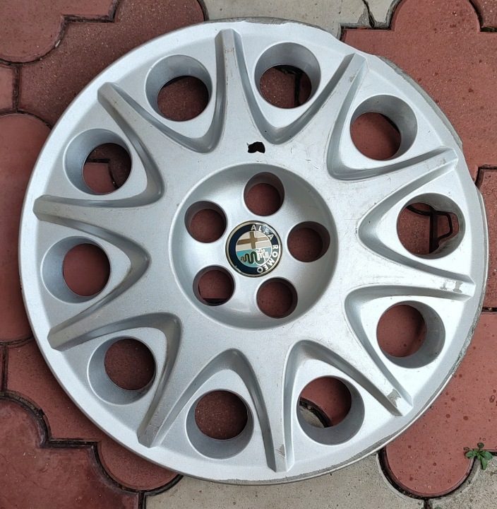 Колпак Alfa Romeo OE Оригинальный 15" серебристый, фото 1