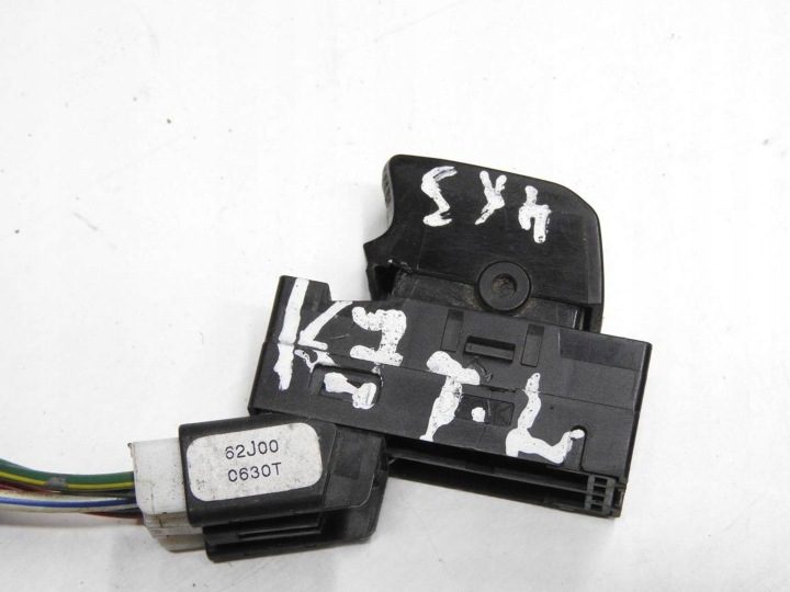 Suzuki SX4 Рестайлинг 06-14 Кнопка стеклоподъемника 62J00, фото 3