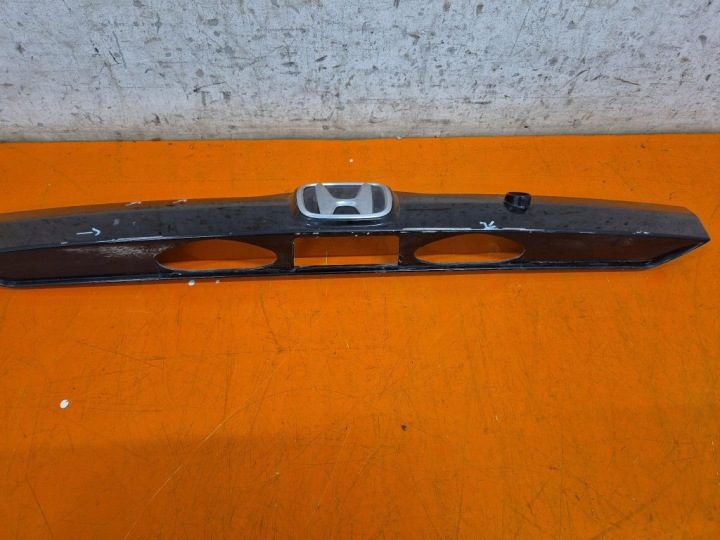 HONDA JAZZ III 08-15 НАКЛАДКА ЗАДНЯЯ КРЫШКИ БАГАЖНИКА, фото 4