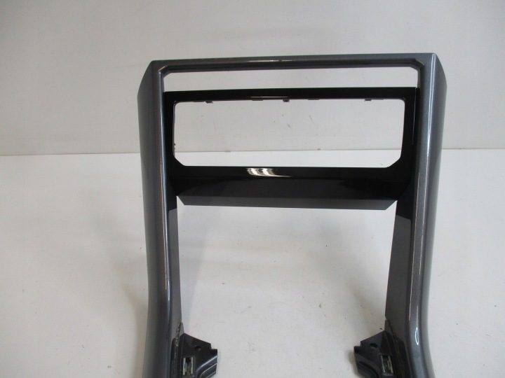 Рамка корпус тоннеля VW T-Roc 2GA863097 2GA863099B 2GA863042B, фото 3