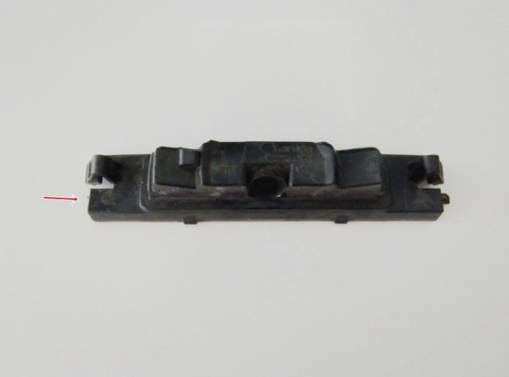 Toyota Yaris I плафон освещения номера 01-05, фото 2