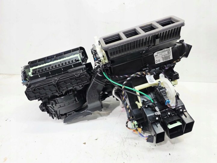ОТОПИТЕЛЬ В СБОРЕ AUDI A3 8Y VOLKSWAGEN SEAT SKODA 5WC816001C, фото 1