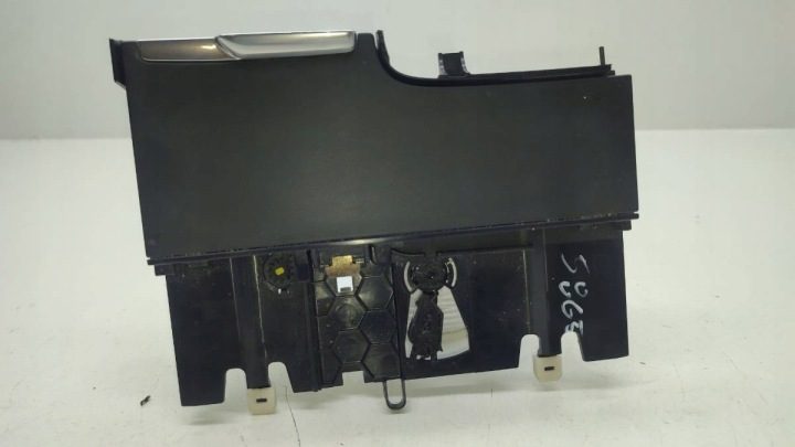 ПЕПЕЛЬНИЦА БАРДАЧОК VOLVO XC60 II ЕВРОПА 32275469 2021, фото 1